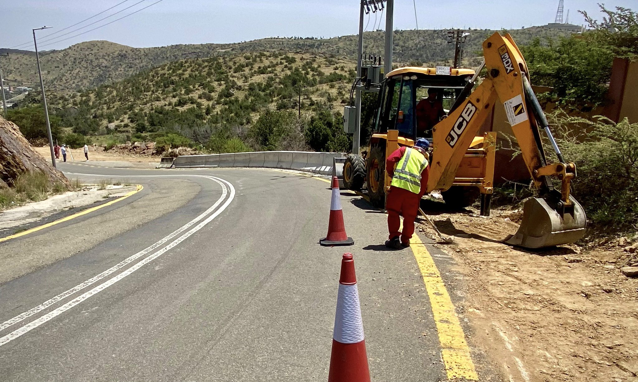 Flood risk mitigation work continues in Al Bahah