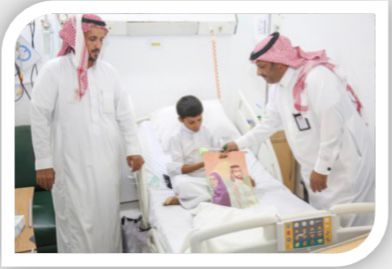 Visiting inpatients at Qilwa General Hospital