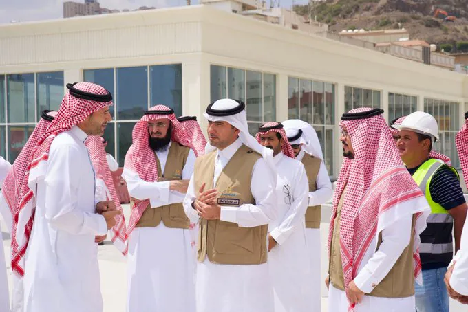 Minister of Municipalities and Housing Visits Al Baha Plaza Project