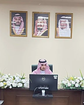 عقد سعادة رئيس بلدية بلجرشي م/محمد بن عبدالوهاب الصعيري صباح اليوم اجتماعاً مع مدراء الإدارات والأقسام