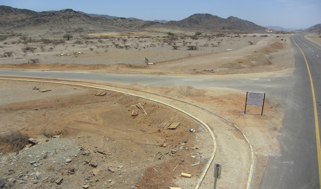 Improving and beautifying the entrances (Nabhan entrance)