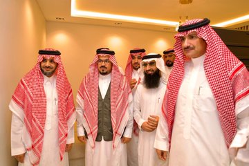  أمين الباحة يتفقَّد مشروعات الإسكان التنموي بمحافظة بلجرشي