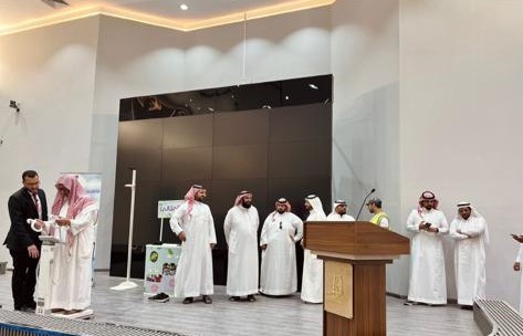 In cooperation with the ideal weight, the center carried out check-ups for all employees of the Municipality