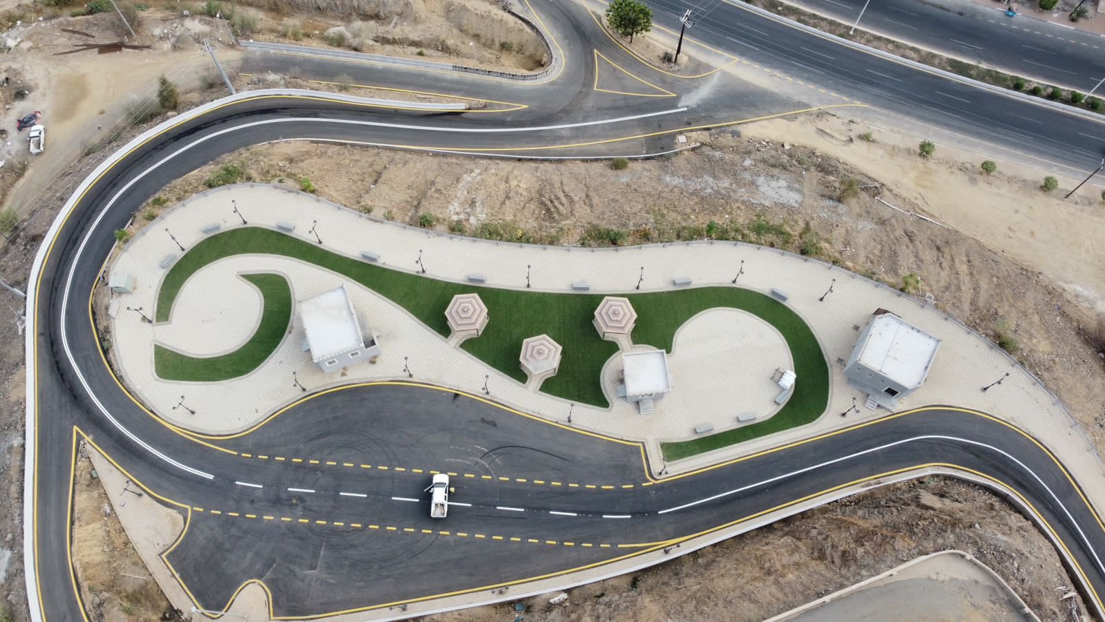 Project management finishes its work for a garden project Jabal Al Dar
